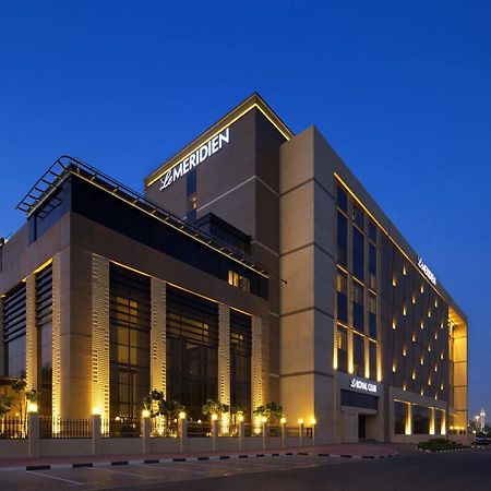 Le Meridien Dubai Hotel & Conference Centre Exterior photo